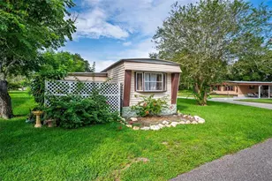 1960 Pinewood Ln, Mount Dora, FL 32757 - Photo 2