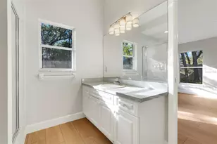 210 E Baker St, Minneola, FL 34715 - Photo 16