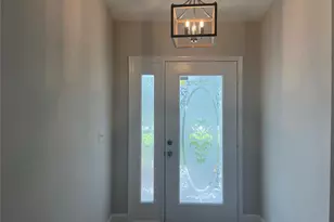 210 E Baker St, Minneola, FL 34715 - Photo 2