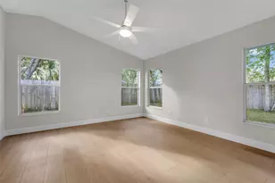 210 E Baker St, Minneola, FL 34715 - Photo 14