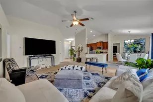 7643 Sloewood Dr, Leesburg, FL 34748 - Photo 10