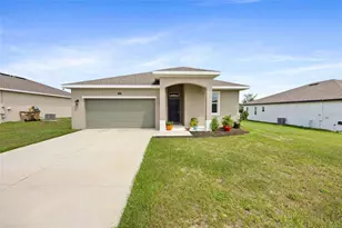 37030 Lake Overlook Dr, Grand Island, FL 32735 - Photo 2
