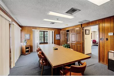 131 W Main Street, Tavares, FL 32778 - Photo 6