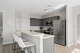 403 Sunset View Dr, Davenport, FL 33837 - Photo 6