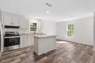 2890 Cr 426E, Lake Panasoffkee, FL 33538 - Photo 16