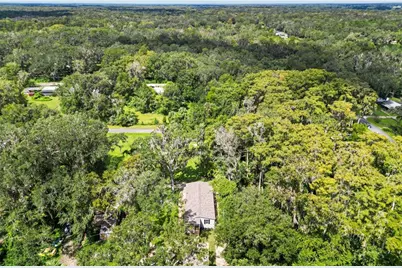 2890 Cr 426E, Lake Panasoffkee, FL 33538 - Photo 34
