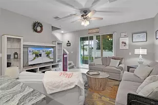 5347 Pinecone Ct, Wildwood, FL 34785 - Photo 16