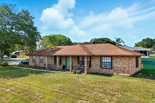 12545 Glen Abbey Dr, Grand Island, FL 32735 - Photo 2