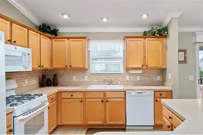 301 Pacolet Terrace, The Villages, FL 32162 - Photo 16