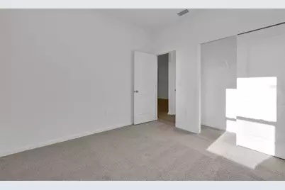 2866 Supermarine Road, Tavares, FL 32778 - Photo 18