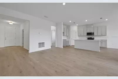 2866 Supermarine Road, Tavares, FL 32778 - Photo 12