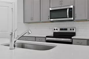 2866 Supermarine Rd, Tavares, FL 32778 - Photo 8