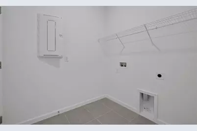 2866 Supermarine Road, Tavares, FL 32778 - Photo 32