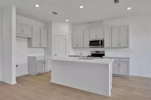 2866 Supermarine Rd, Tavares, FL 32778 - Photo 8