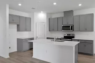 2866 Supermarine Rd, Tavares, FL 32778 - Photo 6