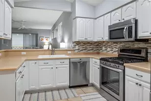 21120 Lady Marion Way, Leesburg, FL 34748 - Photo 14