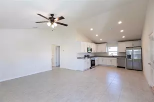 89 W Central Ave, Webster, FL 33597 - Photo 8