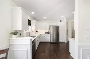 17720 SE 84th Peyton Ct, The Villages, FL 32162 - Photo 10