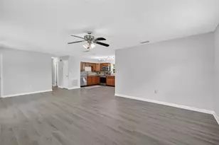 705 Mike Ave, Fruitland Park, FL 34731 - Photo 6