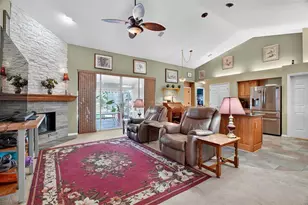 11201 Fountain Lake Blvd, Leesburg, FL 34788 - Photo 4