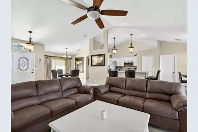 11519 Grand Bay Boulevard, Clermont, FL 34711 - Photo 10