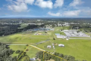 510 Phillips Ln, Wildwood, FL 34785 - Photo 8