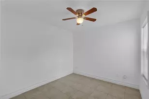 2130 Cascades Blvd, Kissimmee, FL 34741 - Photo 20