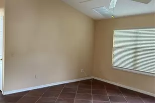 917 Camino Del Rey Dr, Lady Lake, FL 32159 - Photo 10