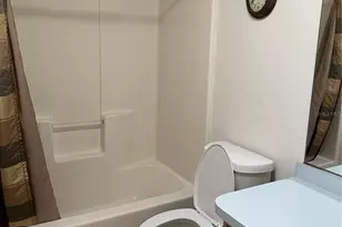 917 Camino Del Rey Dr, Lady Lake, FL 32159 - Photo 28