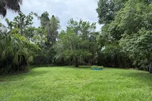 104 E Rosehill Ave, Deland, FL 32724 - Photo 2