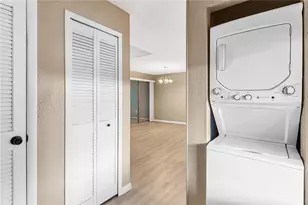 14202 Sandalwood Dr, Wildwood, FL 34785 - Photo 8