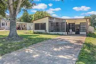 28550 Helena Run Dr, Leesburg, FL 34748 - Photo 2