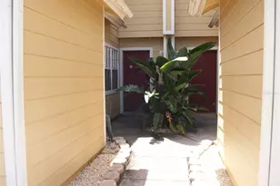 511 Coconut Palm Way, Davenport, FL 33897 - Photo 2