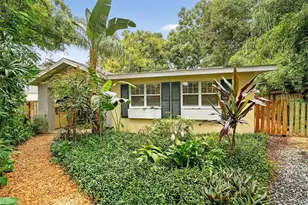 617 Robie Ave, Mount Dora, FL 32757 - Photo 1