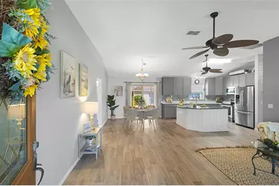 2109 Suarez Court, The Villages, FL 32159 - Photo 4