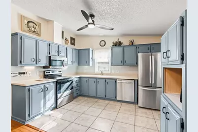 1208 Tarpon Lane, The Villages, FL 32159 - Photo 4