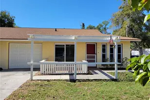 802 McLain Ct, Tavares, FL 32778 - Photo 2