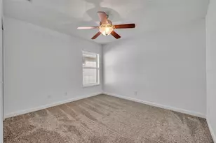 8923 Bridgeport Bay Cir, Mount Dora, FL 32757 - Photo 28