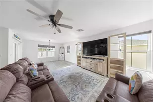 2542 Padgett Pl, Middleton, FL 34762 - Photo 6