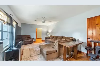 1050 S Main Avenue, Groveland, FL 34736 - Photo 14