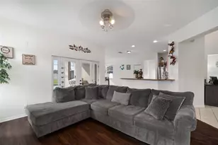 11531 Mountain Bay Dr, Riverview, FL 33569 - Photo 14
