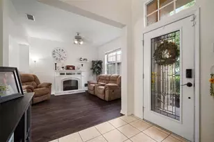 11531 Mountain Bay Dr, Riverview, FL 33569 - Photo 6