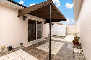 748 Hernandez Dr, The Villages, FL 32159 - Photo 34