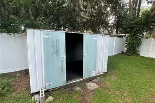 102 E Pendleton Ave, Eustis, FL 32726 - Photo 30