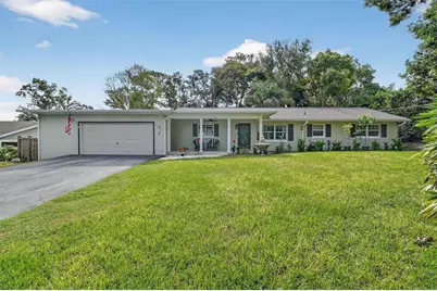 2112 Normandy Drive, Mount Dora, FL 32757 - Photo 2