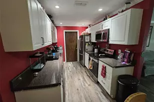 9445 SE 119th Ln, Belleview, FL 34420 - Photo 14