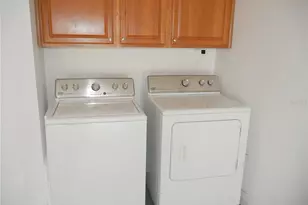 1390 Viola Ct, The Villages, FL 32163 - Photo 38