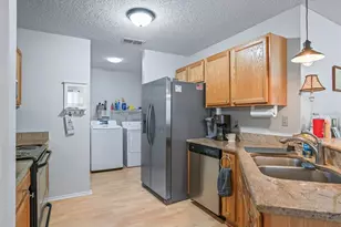 1717 Campos Dr, The Villages, FL 32162 - Photo 8