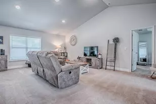 9312 SE 162nd Pl, Summerfield, FL 34491 - Photo 4