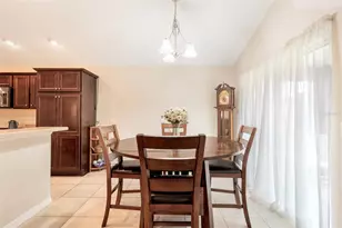 3009 Olenda Dr, The Villages, FL 32163 - Photo 12